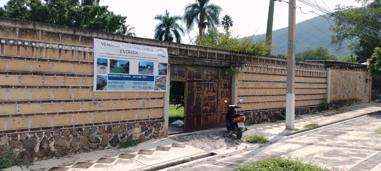 EXCELENTE CASA DOS ENTRADAS, CON POSIBILIDAD DE CRECIMIENTOS TICUMAN M