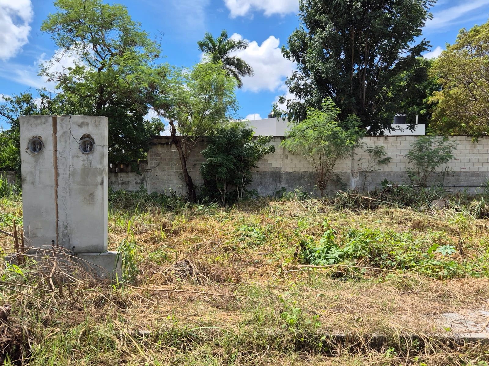 Land for sale for residential construction. CALLE 13-A  # 134   X 21-1 Y 21-2, Mérida. 